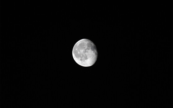 Image "Moon" by Slipper DC