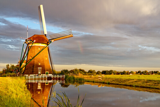 Image "Last Light at De Drie Molens" by Siarhei Alkhovik