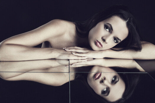 Image "Female portrait" by Jan Wasserbauer