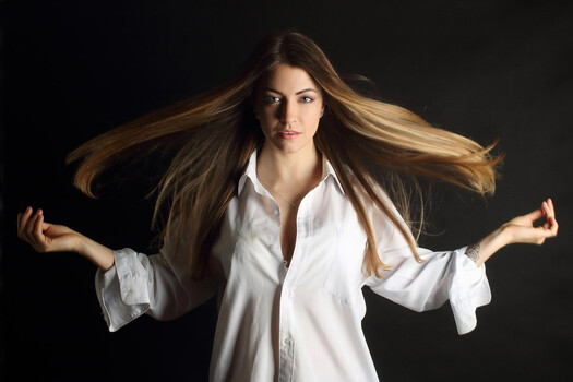Image "Female portrait" by Jan Wasserbauer