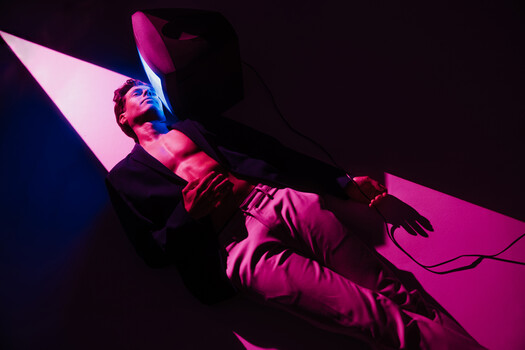 Image "Dressed in Static" by Miguel Frías