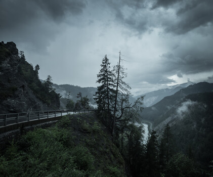 Image "Ruinaulta" by Petra Dvorak