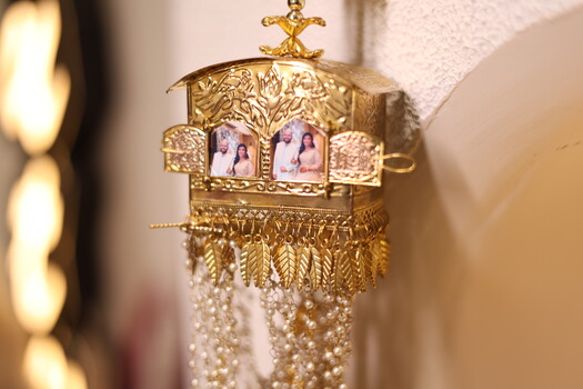Image "piece of bride kaleera" by Saurabhh mishra