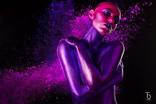 Image "BodyPaintiing" by Tomasz Ciesielski