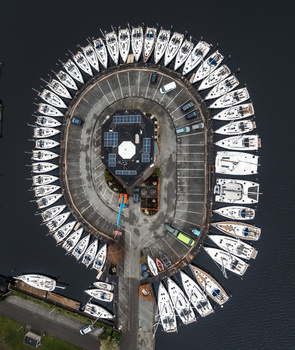 Image "Boats from above" by Patrick Vossen