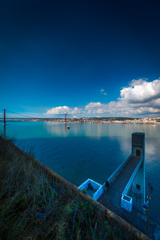 Image "Going Down" by Carlos Gasparinho