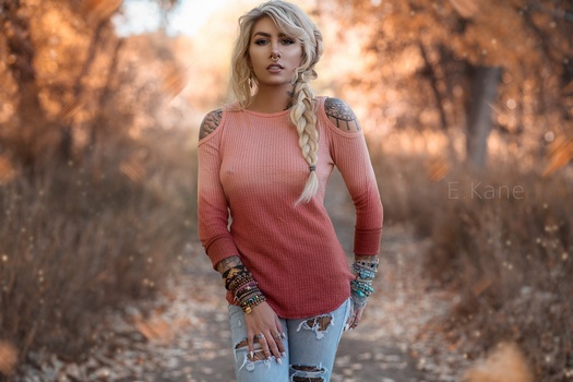 Image "Jess" by Evan Kane