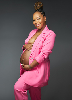 Image "Studio Maternity Shoot | Alexandria VA | Portraits by Jared Wolfe" by Jared Wolfe