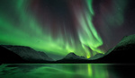 Filmmaker Captures The Aurora Borealis In Jaw Dropping Real-Time Film