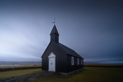 Rainy days, moody days by Eneko Guerra