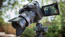 Fstoppers Review Of The Panasonic Lumix GH4: Is It Ready For Professional Use?