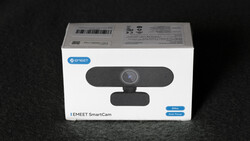 1MEET SmartCam webcam in retail packaging displaying the device and product information.