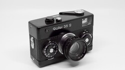 Rollei 35 S rangefinder camera with black body and chrome details