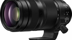 Panasonic Lumix S Pro 70-200mm f/2.8 telephoto zoom lens with optical viewfinder