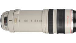 Canon EF 70-200mm f/2.8L IS II telephoto zoom lens with white barrel
