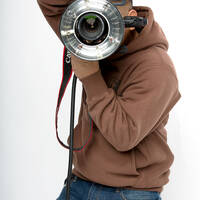 Profile picture for Andrew Linga