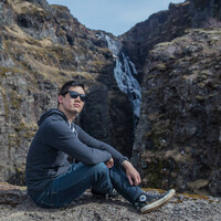 Profile picture for Tom Lew