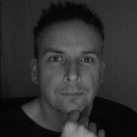 Profile picture for Ian Robinson