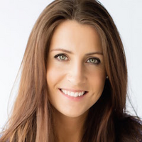 Profile picture for Elisa Crowe