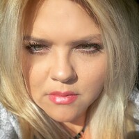 Profile picture for Lisa Blevins