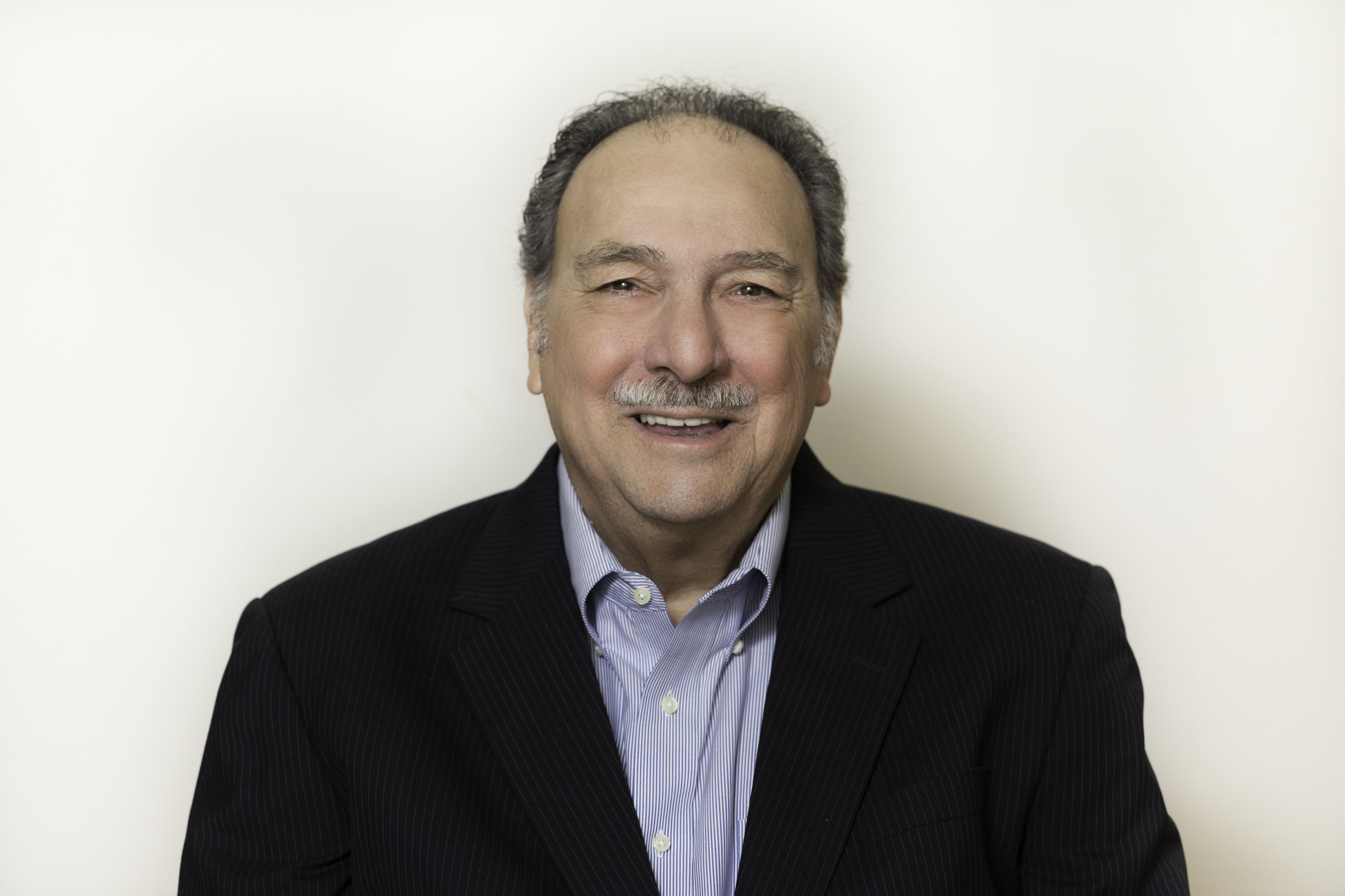 Profile picture for Robert Thomas