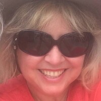 Profile picture for Lynda Beam