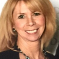 Profile picture for Victoria Perry