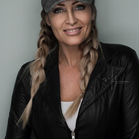 Profile picture for Nikki Harrison