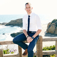 Profile picture for Peter Larioni