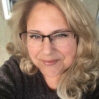 Profile picture for Angie Agostino