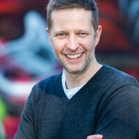 Profile picture for Simon Woodcock