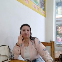 Profile picture for 金霞 丁