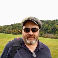 Profile picture for Glenn Lyvers