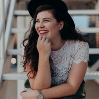 Profile picture for Leah Goetzel
