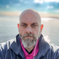Profile picture for Clifford Luck