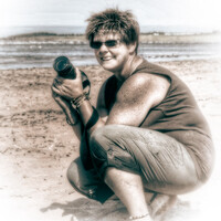 Profile picture for Kim Robitaille