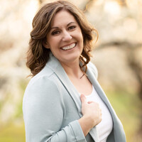 Profile picture for Amanda Gibson