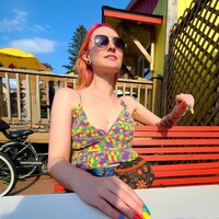 Profile picture for Hayley Hinton