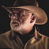 Profile picture for Barry Barbas