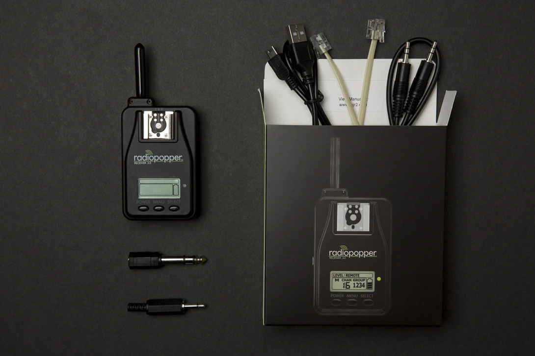 fstoppers_radiopoppers_jr2_receiver_aaron_brown