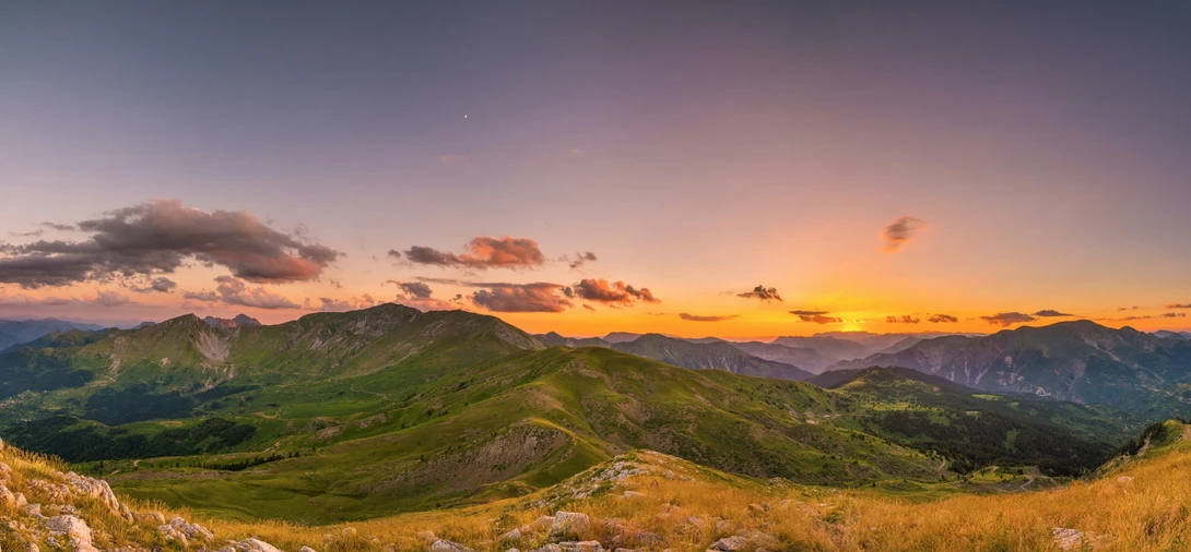 When the Sun Sets in the Mountains...