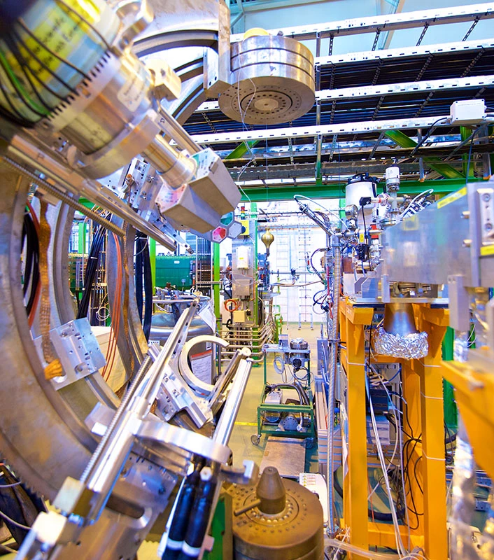 A close-up of an experiment at ISOLDE - Photo by Ruben Lammerink