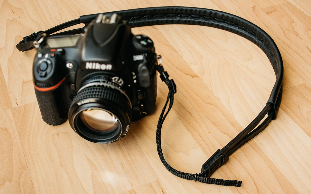 Photo of Deadcameras XL Strap
