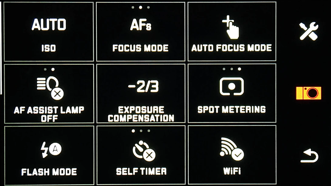Photo of Leica T menu app drawer