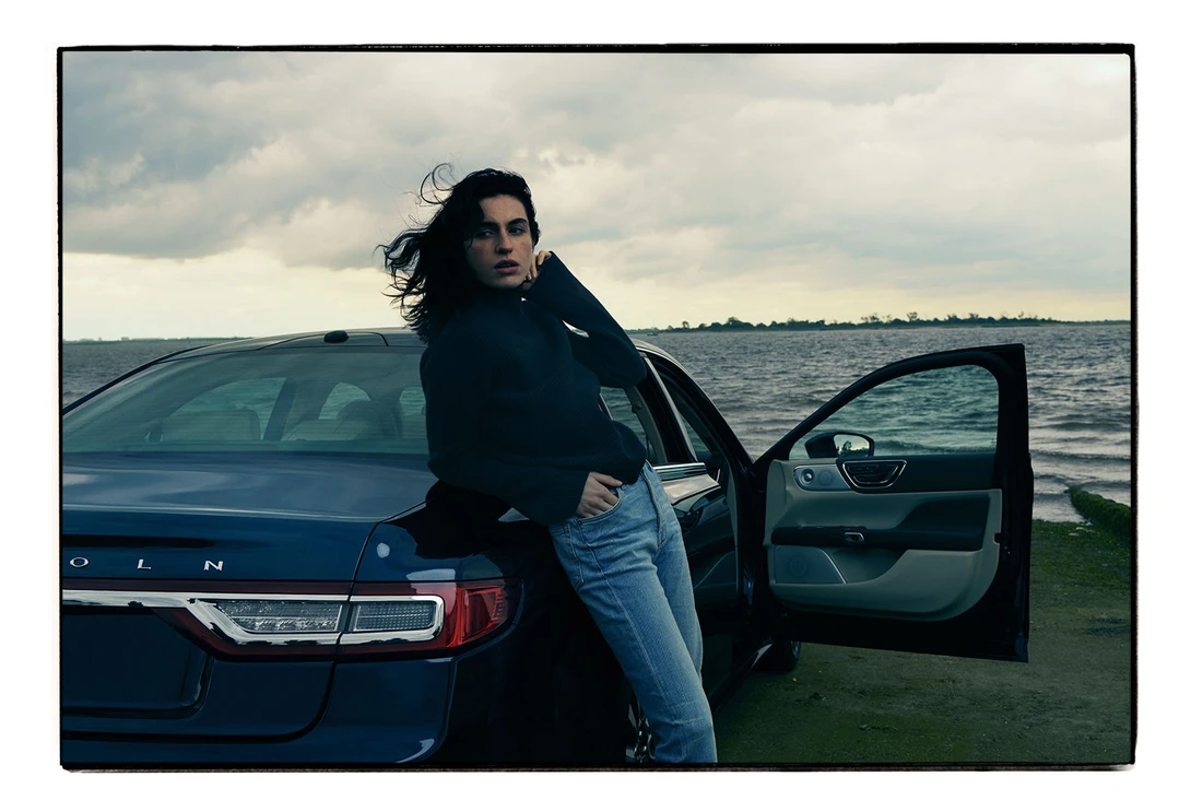 That's Continental, photographed by Annie Leibovitz