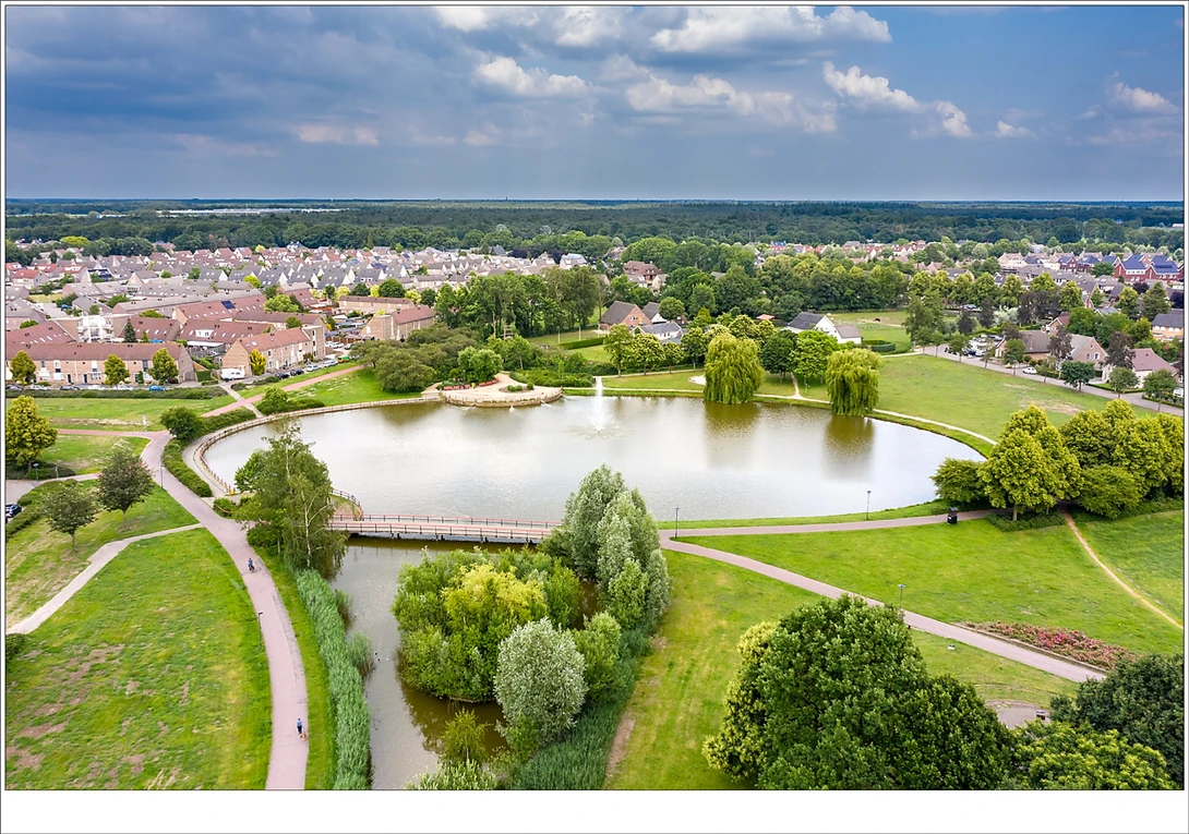 The pond in the park. Just a minutes walk from my home and the location for the next four photos in this article.