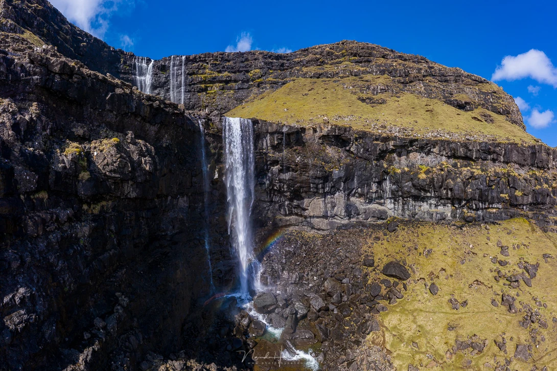 The wonderful waterfall called Fossurin í Fossá at the Faroe Islands. The drone made it possible to take a much higher vantage point. I had to make a panorama to make the field of view large enough (DJI MAvic Pro 2 | ISO100 | f/5,6 | 1/80 | panorama from 