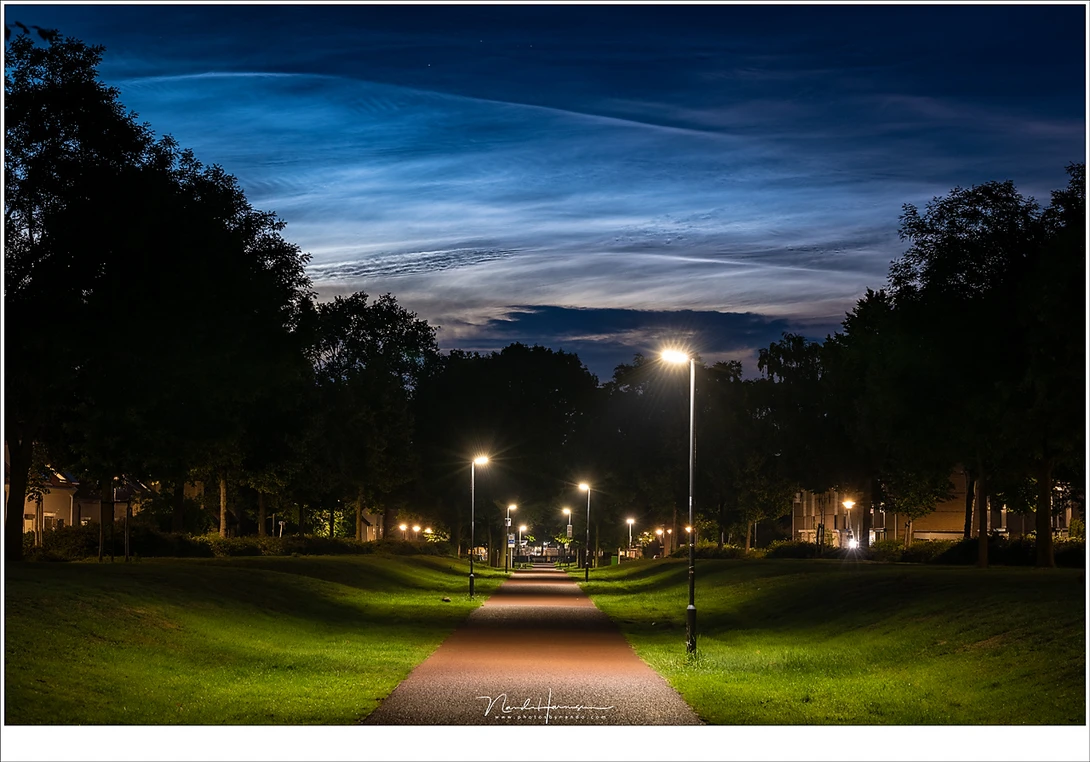 Noctilucent Clouds in the night sky. Setting your camera to manual will result in a sluggish liveview. That is one of the biggest downsides of the Lumix S1. A good firmware update could fix this, I think (90mm | ISO800 | f/8 | 4sec)