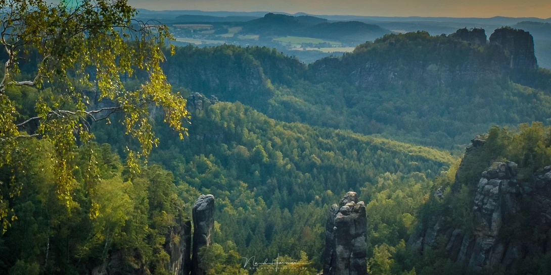 When looking at the EOS 5D photo from Carolafelsen up close, you can see the details. 