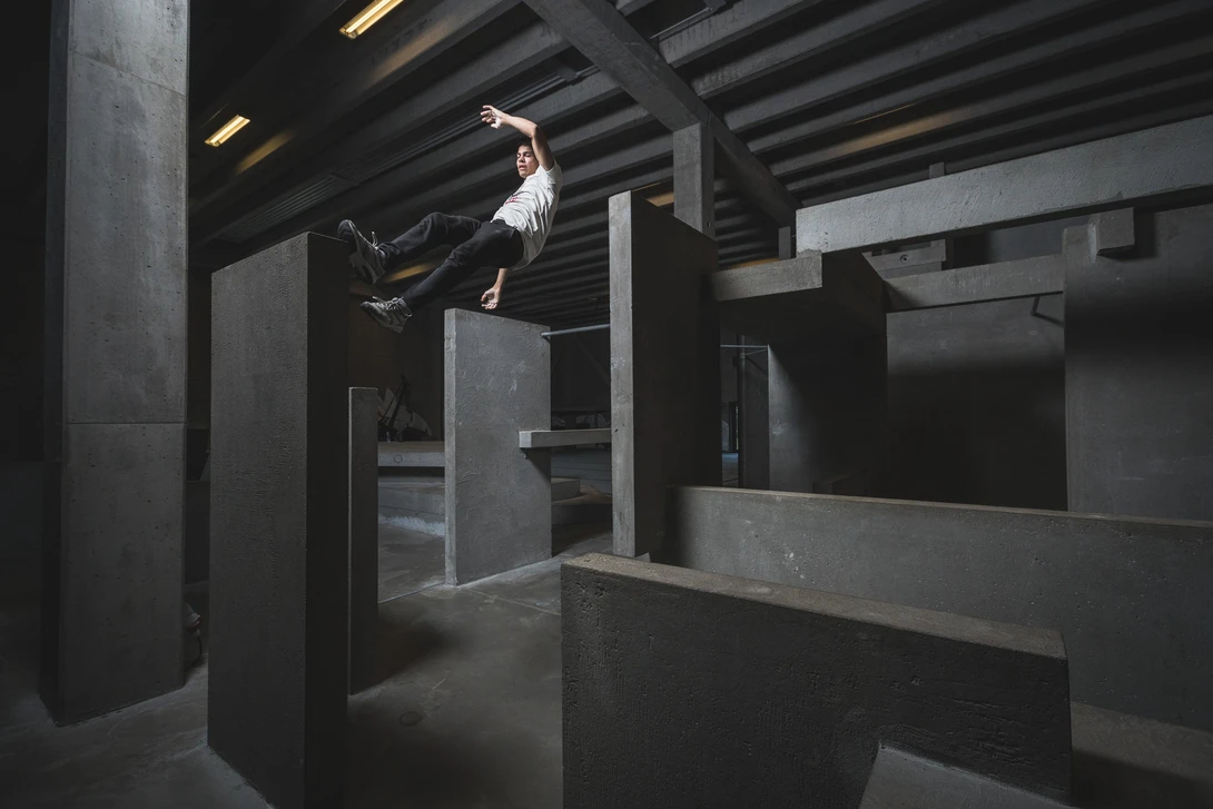 Andy Day parkour photoshoot BGI